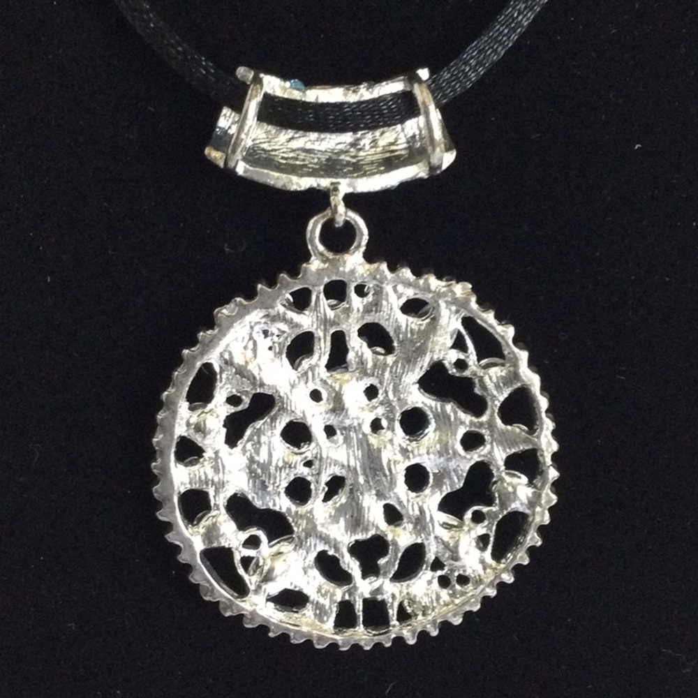 BLUE-tiful Rhinestone Necklace - Picture 2 of 6